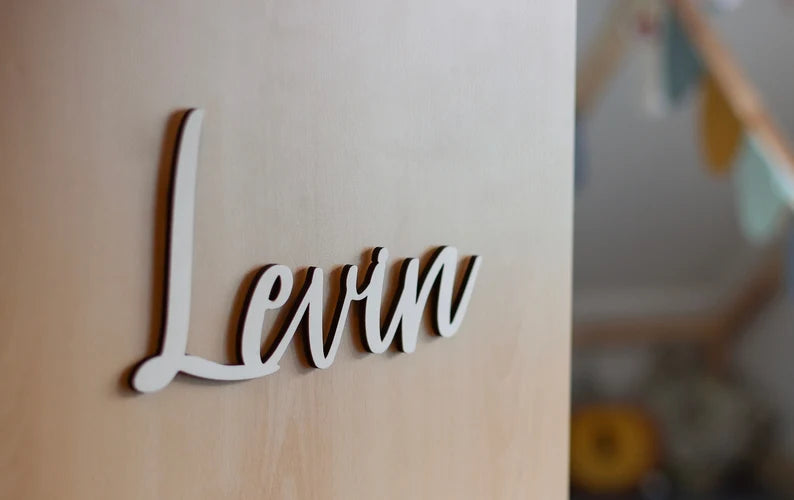 Personalisierbares Türschild aus Holz